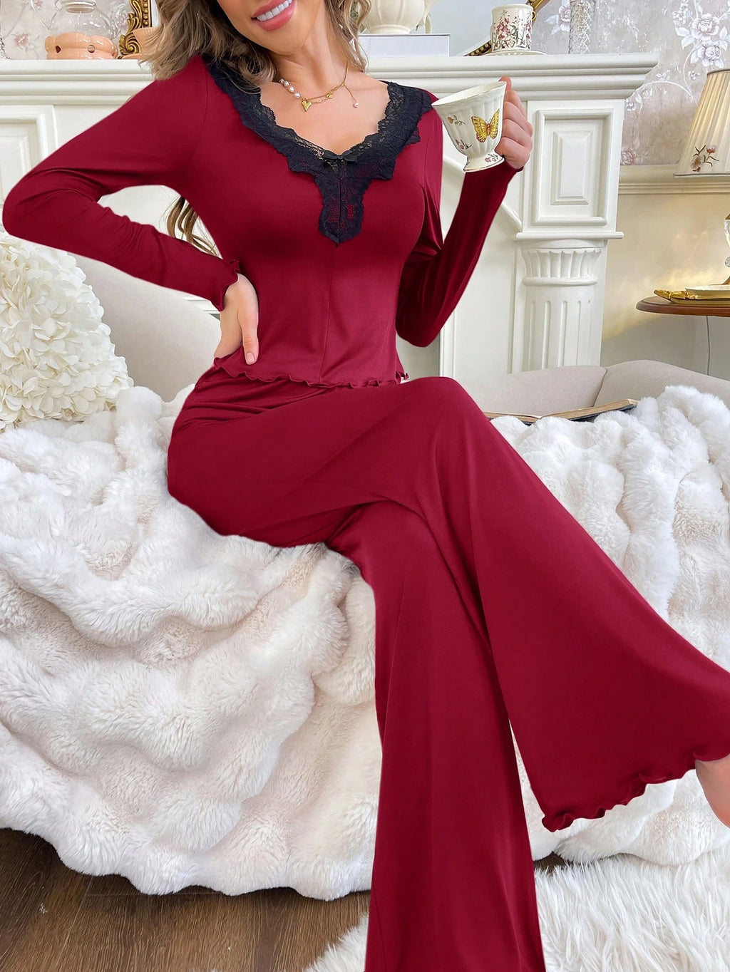 Ensemble de pyjama en dentelle