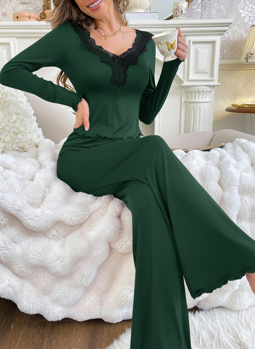 Ensemble de pyjama en dentelle